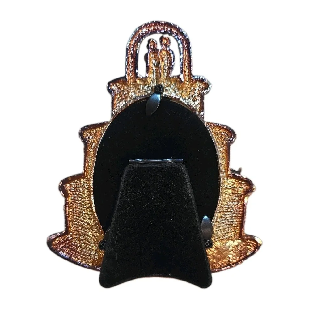 CBK LTD Frame Wedding Cake Oval Photo Frame Charms 2.5 x 3.5 inches